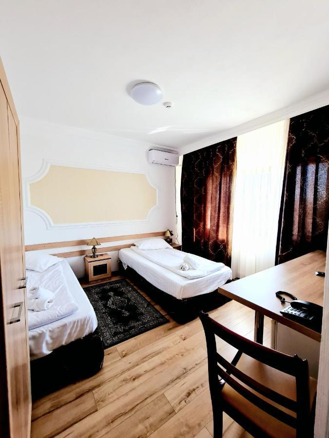 Hotel Elisabeta Alba Iulia Exterior foto