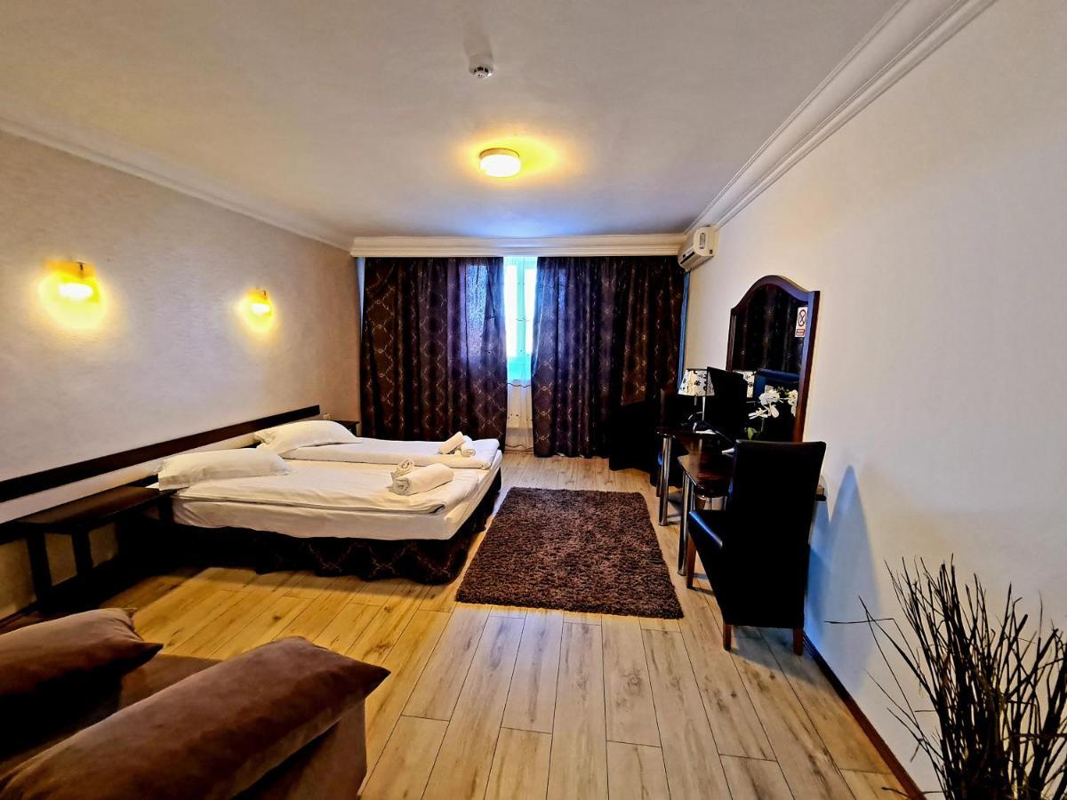 Hotel Elisabeta Alba Iulia Exterior foto